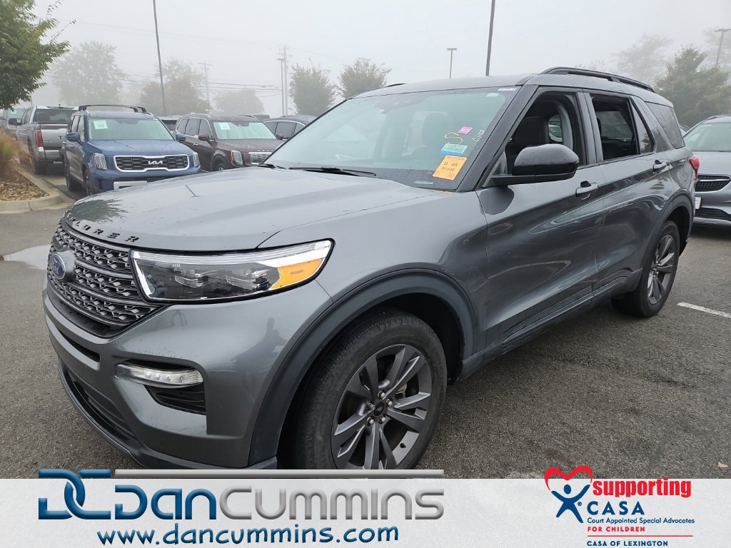 Used 2024 Ford Explorer XLT w/ Equipment Group 202A AWD/4WD image 1