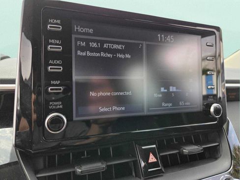 Used 2020 Toyota Corolla LE FWD image 24