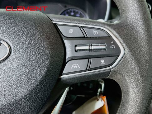 Used 2023 Hyundai Santa Fe SE FWD image 15