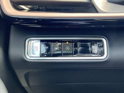 New 2025 Buick Envision Sport Touring image 27