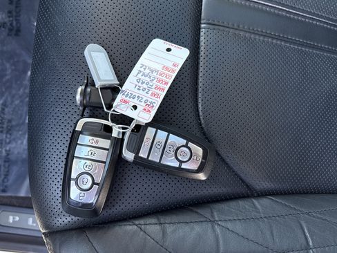 Certified 2021 Ford Expedition Max Platinum image 36