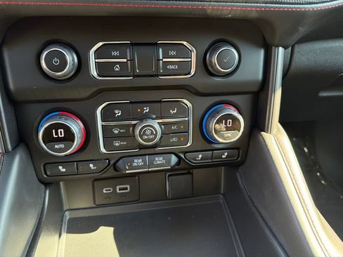 Used 2023 Chevrolet Tahoe RST AWD/4WD image 21