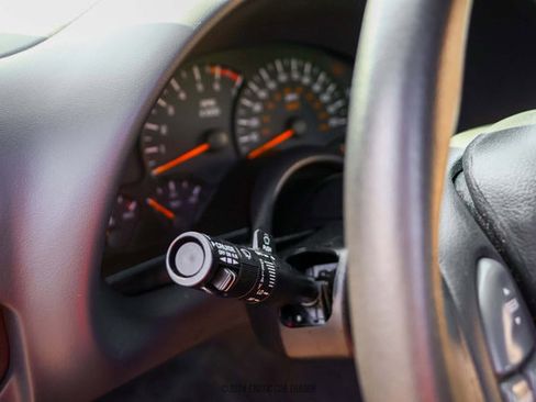 Used 1997 Pontiac Firebird Coupe w/ Opt Pkg image 79