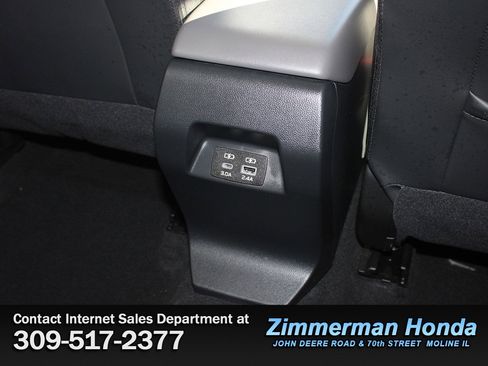 Used 2024 Subaru Crosstrek 2.0i Premium image 9