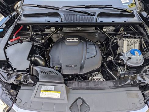 Used 2018 Audi Q5 Prestige w/ Prestige Package image 23