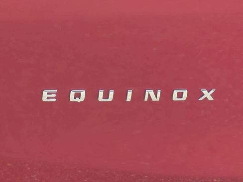 Used 2019 Chevrolet Equinox LT w/ Driver Convenience Package image 12