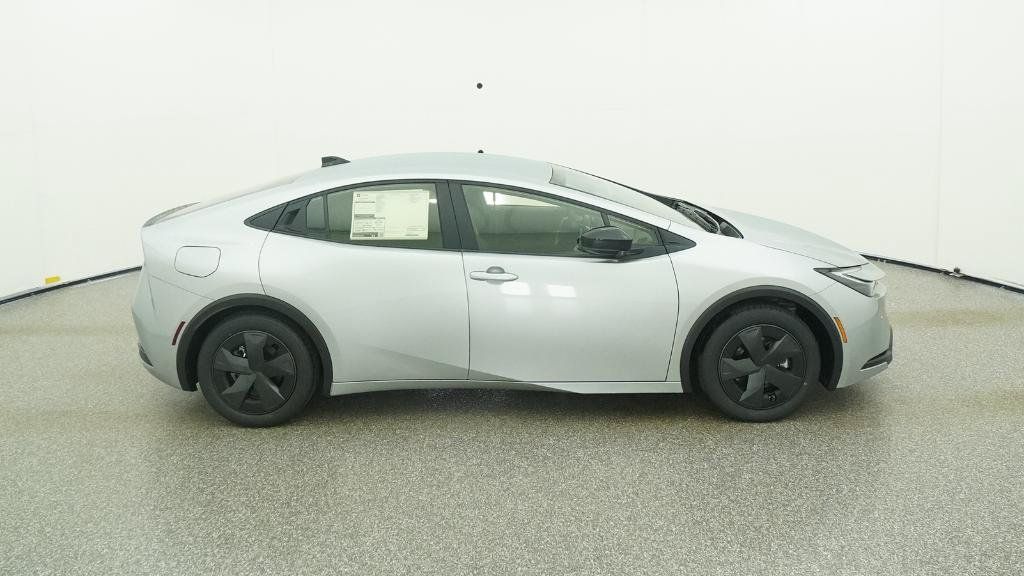New 2026 Toyota Prius Plug-In Hybrid FWD image 14