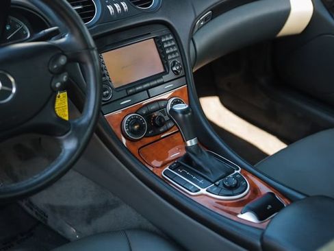 Used 2005 Mercedes-Benz SL 500 image 65