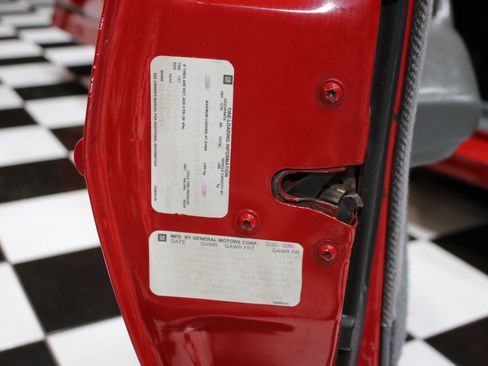 Used 1988 Chevrolet Camaro IROC-Z image 63