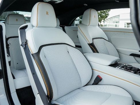 New 2025 Rolls-Royce Spectre Black Badge image 42