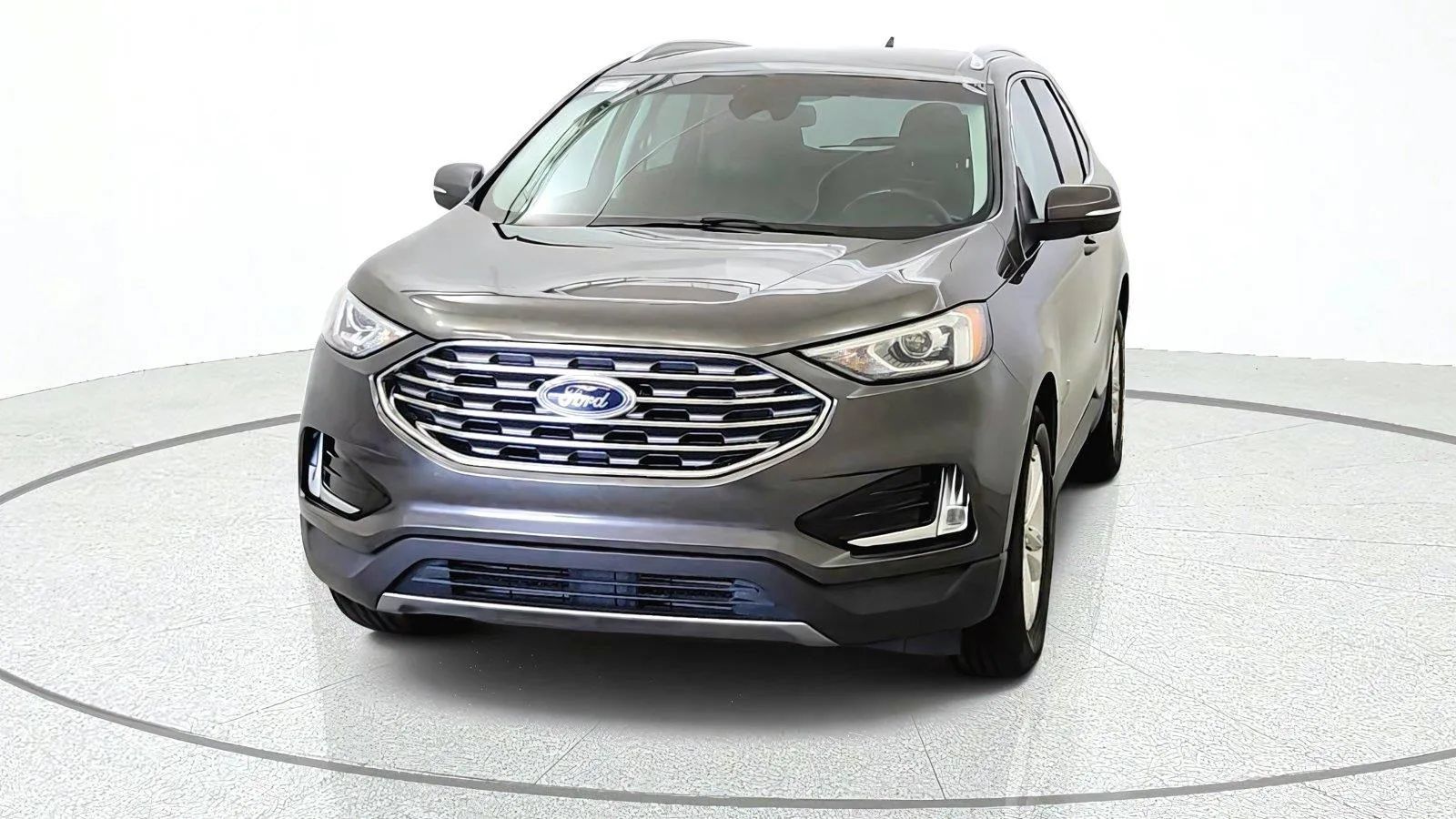 Used 2019 Ford Edge SEL w/ Equipment Group 201A AWD/4WD image 3
