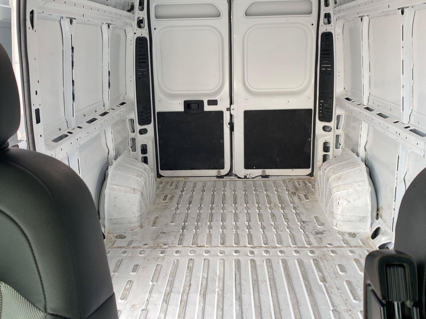 Used 2025 RAM ProMaster 2500 w/ Convenience Group FWD image 33