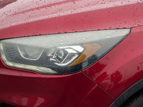 Used 2017 Ford Escape Titanium AWD/4WD image 12