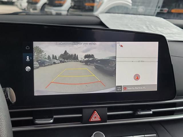 Used 2024 Hyundai Elantra SEL FWD image 23