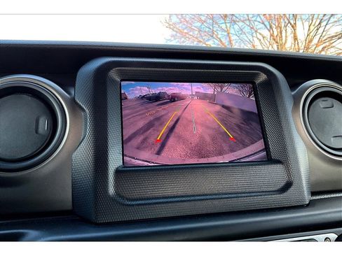 Certified 2022 Jeep Wrangler Unlimited Sport AWD/4WD image 29
