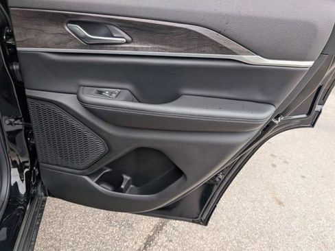 New 2026 Jeep Grand Cherokee Altitude RWD image 29