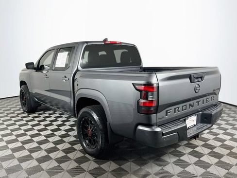 Used 2023 Nissan Frontier SV w/ Technology Package AWD/4WD image 6