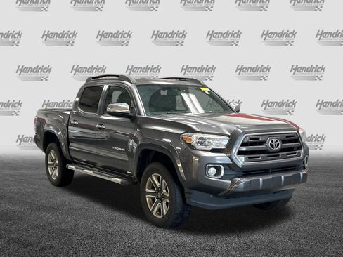 Used 2017 Toyota Tacoma Limited w/ Tow Package RWD image 2