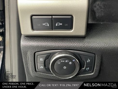 Used 2017 Ford F350 Lariat w/ Lariat Ultimate Package image 30