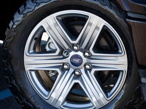 Used 2019 Ford F150 XLT w/ Equipment Group 302A Luxury image 28