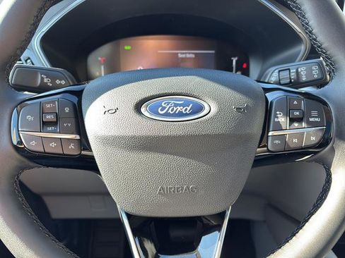 New 2026 Ford Escape SE image 25