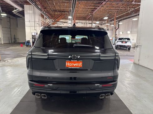 New 2026 Chevrolet Traverse RS w/ LPO, Floor Liner Package AWD/4WD image 5