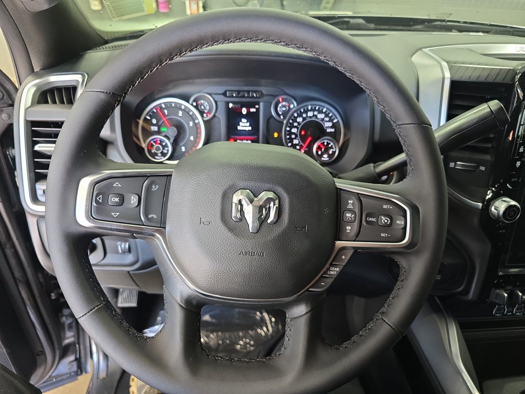 New 2027 RAM 3500 Big Horn AWD/4WD image 16