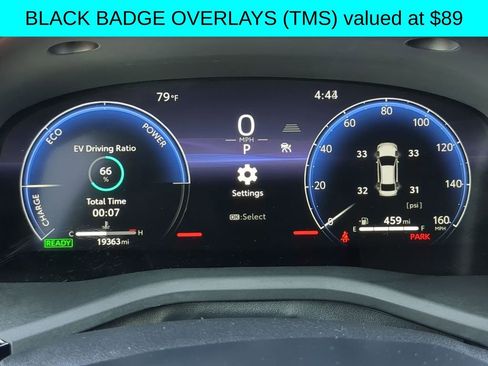 Used 2025 Toyota Camry XSE image 13