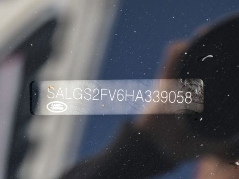 Used 2017 Land Rover Range Rover HSE image 54