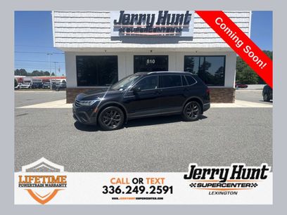 Used 2023 Volkswagen Tiguan SE