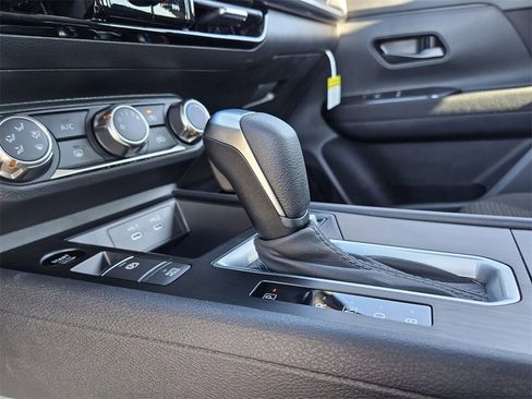 New 2026 Nissan Kicks S image 11