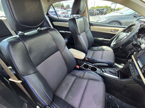 Used 2016 Toyota Corolla LE FWD image 19