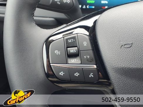 Used 2024 Ford Escape SE w/ PHEV Premium Package image 22