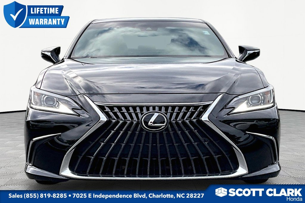 Used 2025 Lexus ES 350 w/ Premium Package FWD image 2