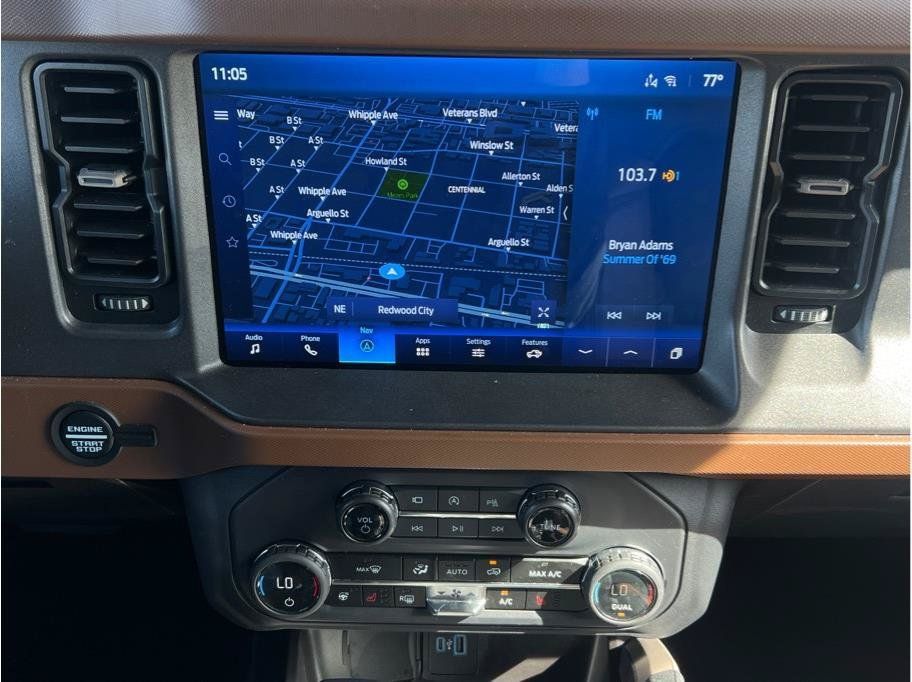 Used 2024 Ford Bronco Outer Banks AWD/4WD image 15