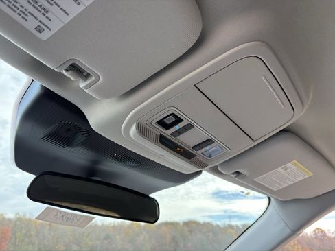 New 2026 Ford Explorer Active w/ Active Comfort Package image 49