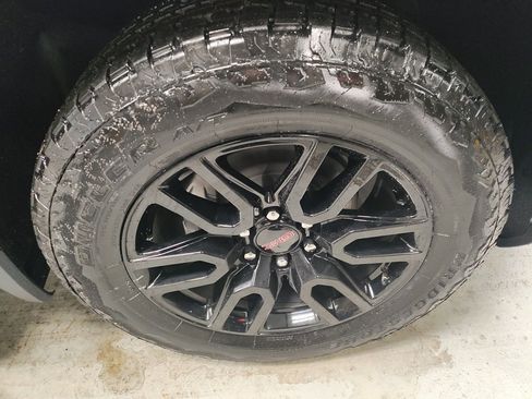 New 2026 GMC Sierra 1500 Elevation w/ Elevation Premium Package image 4