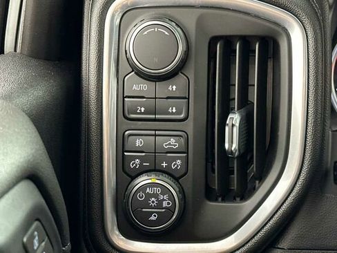 Used 2019 Chevrolet Silverado 1500 High Country w/ Technology Package image 30