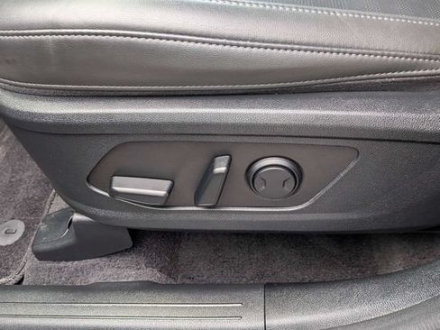 Used 2024 Kia Sorento S w/ Panoramic Sunroof Package FWD image 21