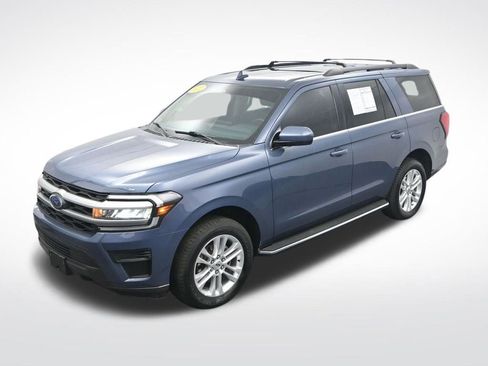 Used 2022 Ford Expedition XLT image 23