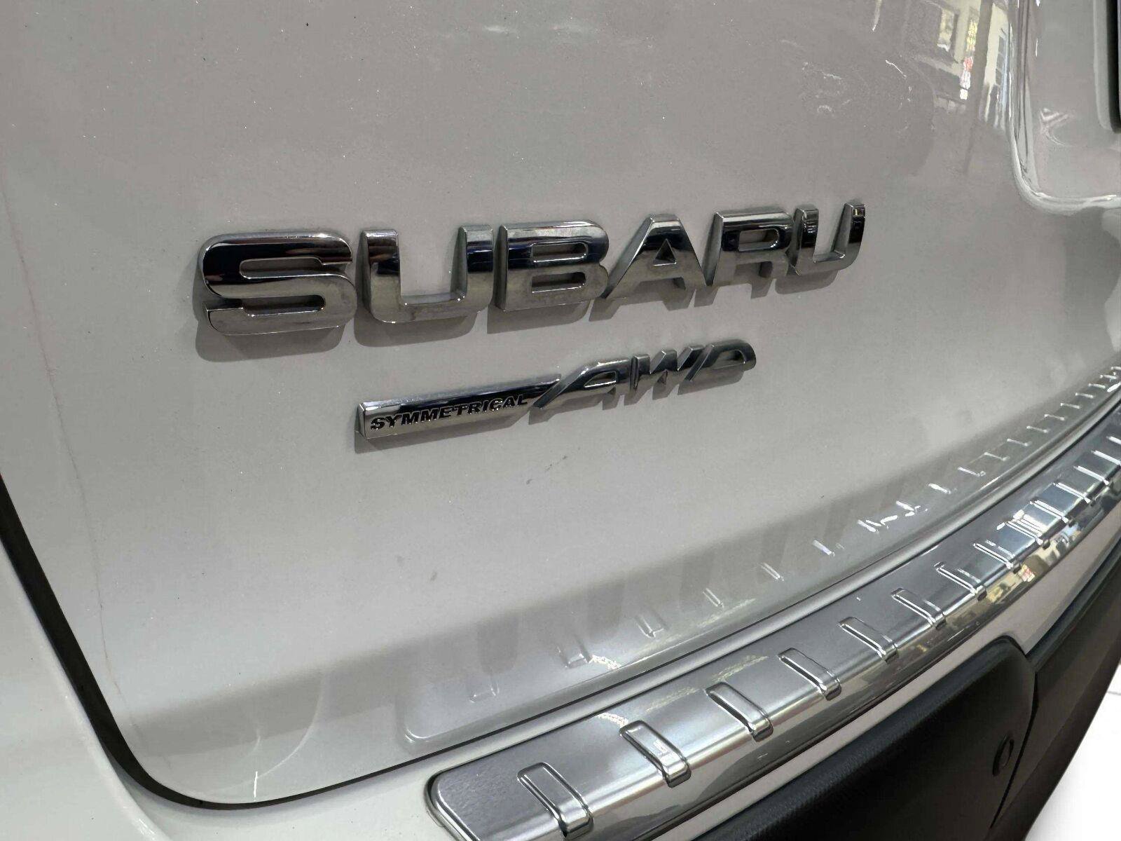 Used 2023 Subaru Ascent Touring AWD/4WD image 14
