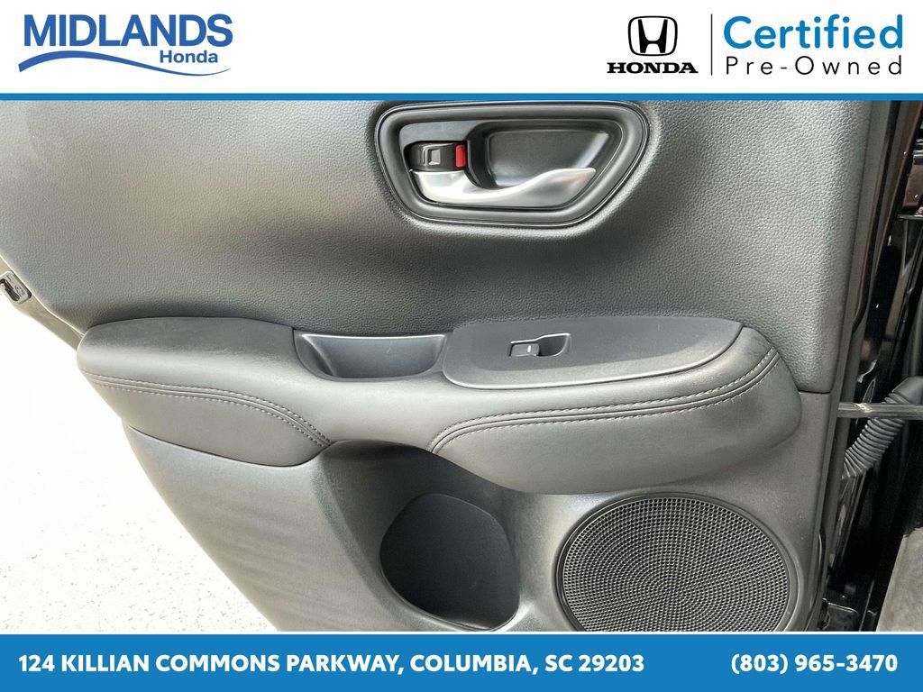 Certified 2025 Honda HR-V LX image 11