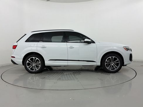Certified 2026 Audi Q7 3.0T Premium AWD/4WD image 8