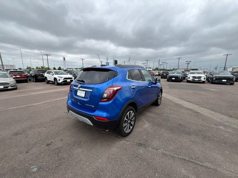 Used 2018 Buick Encore Essence AWD/4WD image 5