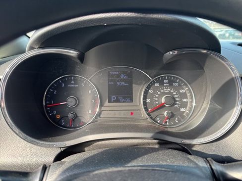 Used 2016 Kia Forte LX image 9