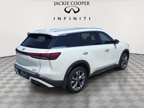 Certified 2023 INFINITI QX60 Luxe w/ Performance Audio Package AWD/4WD image 5