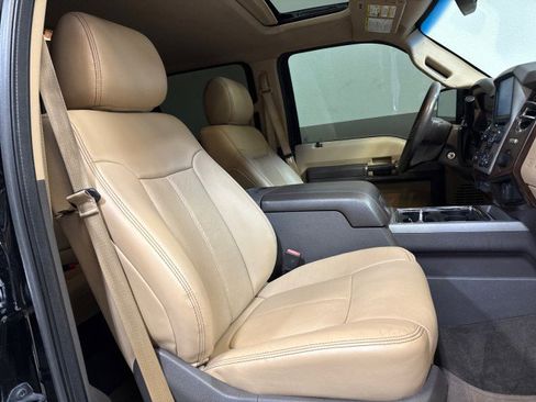 Used 2016 Ford F250 Lariat w/ Lariat Ultimate Package image 58