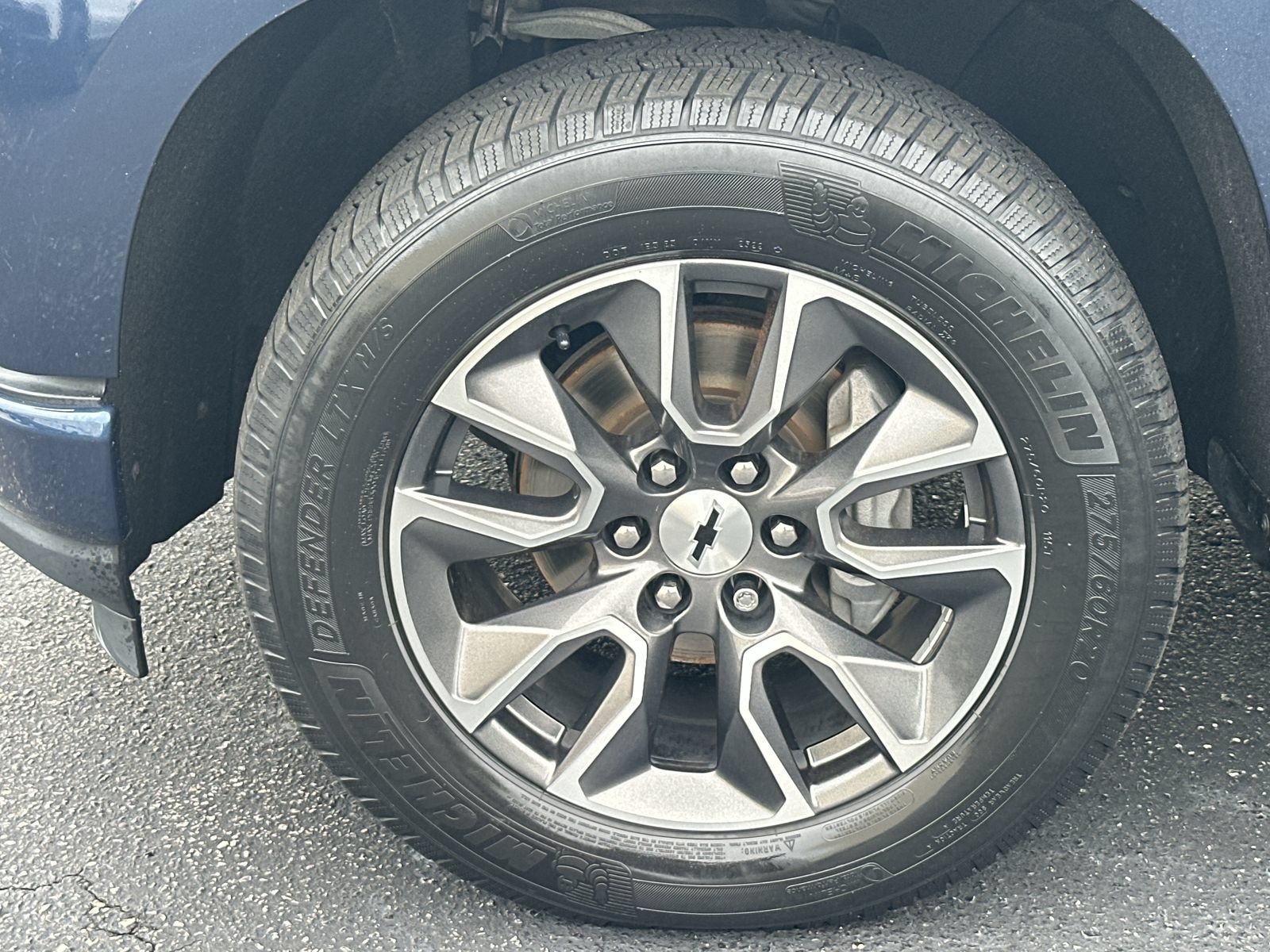 Used 2019 Chevrolet Silverado 1500 RST AWD/4WD image 13