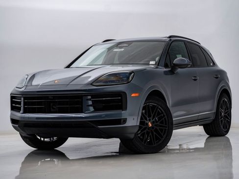 New 2026 Porsche Cayenne AWD/4WD image 1