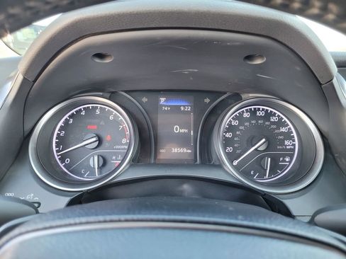 Used 2023 Toyota Camry SE image 24